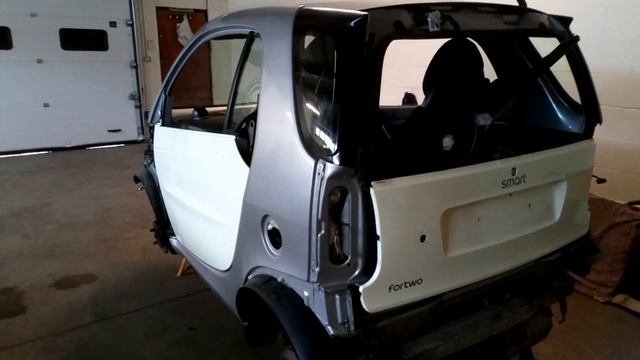 Smart Company Car Gets wrapped :KALIFIED CUSTOMS