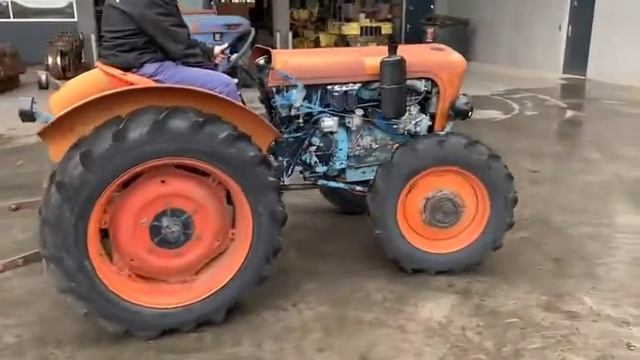 Lamborghini Engin fix from tractor Full View 2021