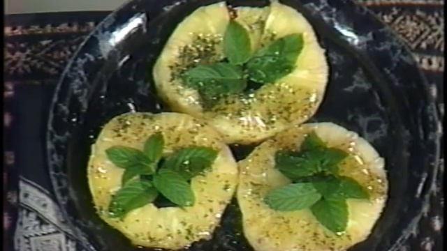 Yamuna cooking segment 10-21-1992 - Yamuna VHS.mp4