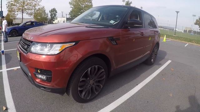 2015 RANGE ROVER SPORT SUPERCHARGED - LAUNCHES AND REVS