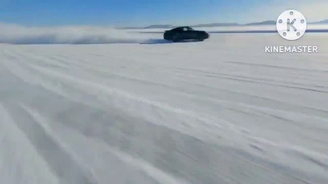 Porsche 911 Dakar - Off Road on Snow