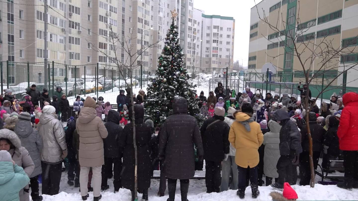 Добрый волшебник в каждом дворе: как отметили Новый год мытищинцы?