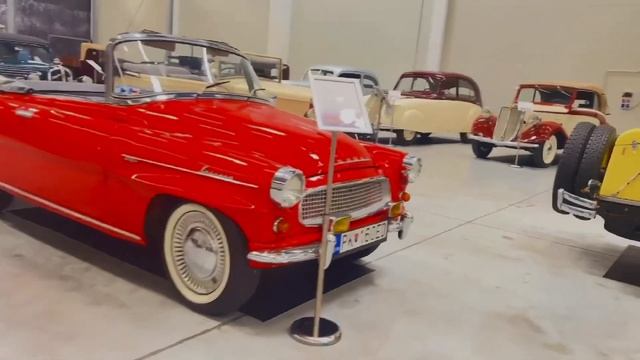 Škoda Felicia (1959), veteran car,  Exploring from the Outside - 4K