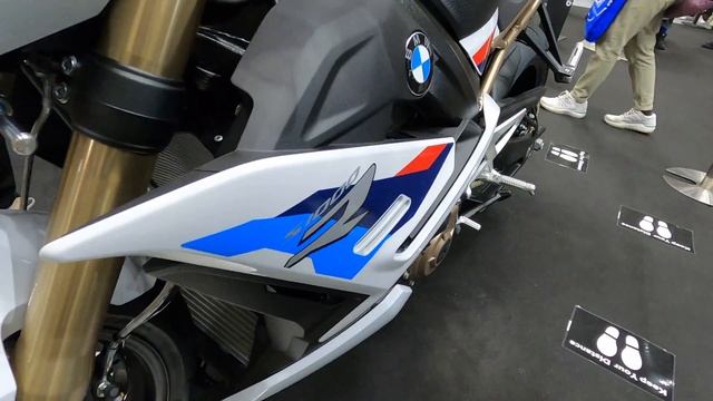 NEW 2022 BMW S1000R - BMW S 1000 R 2022 - 新型ベーエムヴェー S1000R 2022年モデル