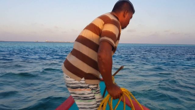 Мальдивы Маафуши Рыбалка с лодки 4K
Maldives Maafushi Boat Fishing 4K