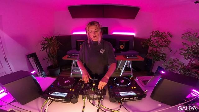 GALLYA @ Clubbing TV | TECHNO DJ Set