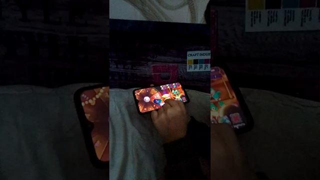 у моего друга на акке my singing monsters появился ти-рокс и скоро будет маракастук