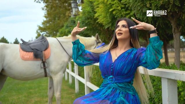 Firuze Babayeva - Ag atli shahzade .mp4