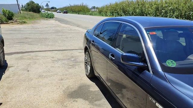 Pensar grande BMW 730d /  más grande 760 LI √