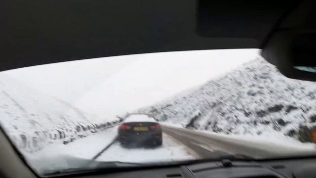 Bad Winter 2021 Snake Pass Smashed Abandoned BMW 4 Series Peak District A57 Dangerous Snow Icy Road