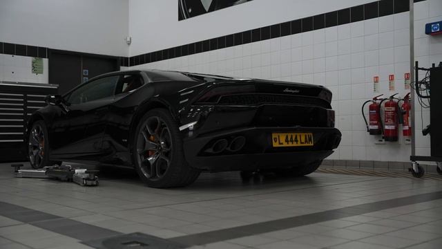 Lamborghini Birmingham New Service Workshop.