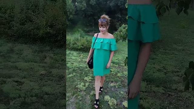 Девушка и камень