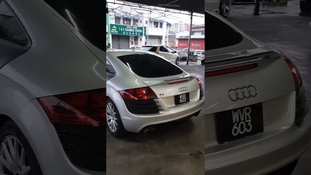 AUDI TT FULL SET BODYKIT  (J-EMOTION DESIGN)