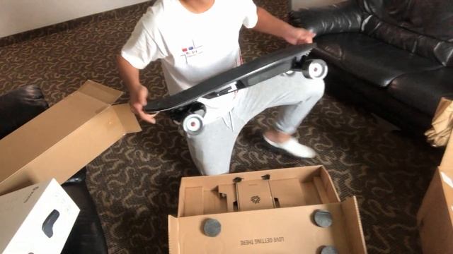 Boosted Board mini X open box! ---- Jerry