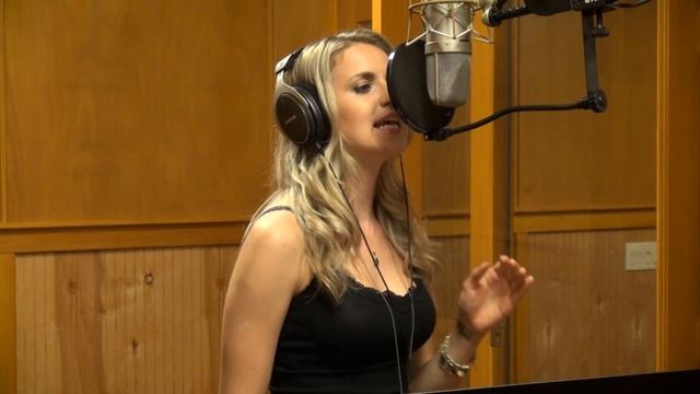 Gabriela Gunčíková - How To Sing JANE - Jefferson Starship -  Ken Tamplin Vocal Academy