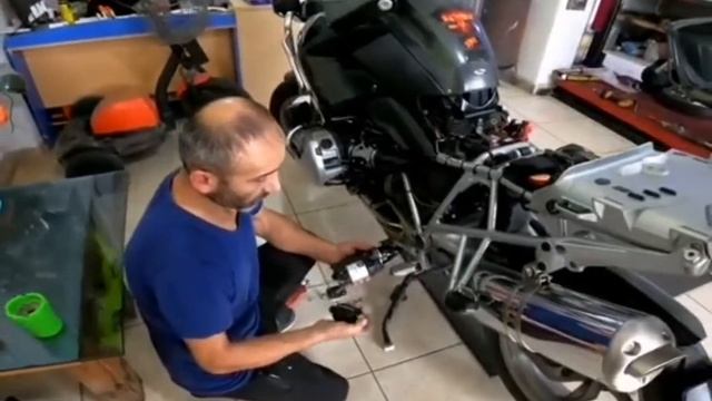 BMW R 1200GS MARŞ MOTORU TAMİRİ