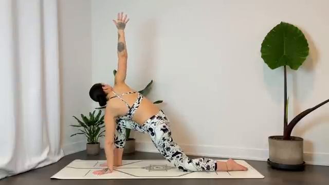 The ULTIMATE Everyday Yoga Stretch & Flow _ 30 Day Yoga Challenge_ DAY 10