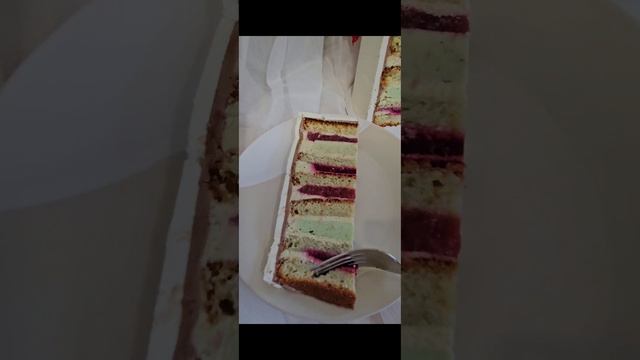 Торт "Фисташка малина"
