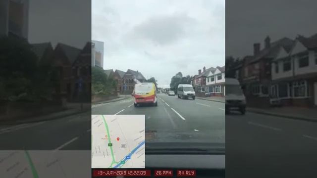 Autoglass ignorant driver cutting up traffic.