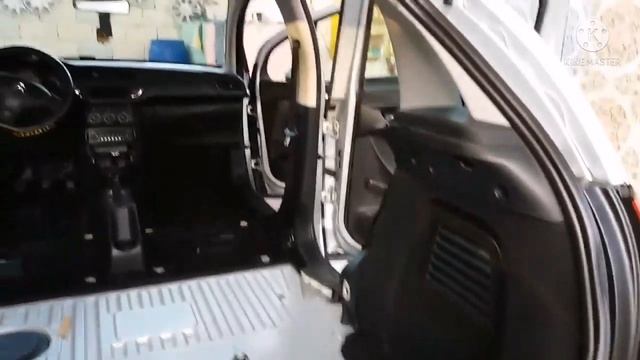 تنظيف صالون سيارة ستروين ببرودويات ايطالية lavage auto Citroën