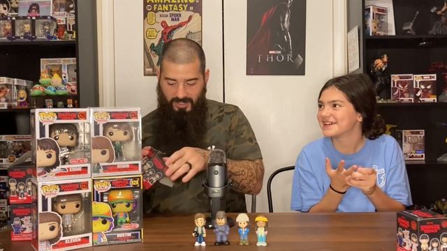 Stranger Things mystery unboxing Eddies back at Target | Error Funko pop found at walmart !!!!!!