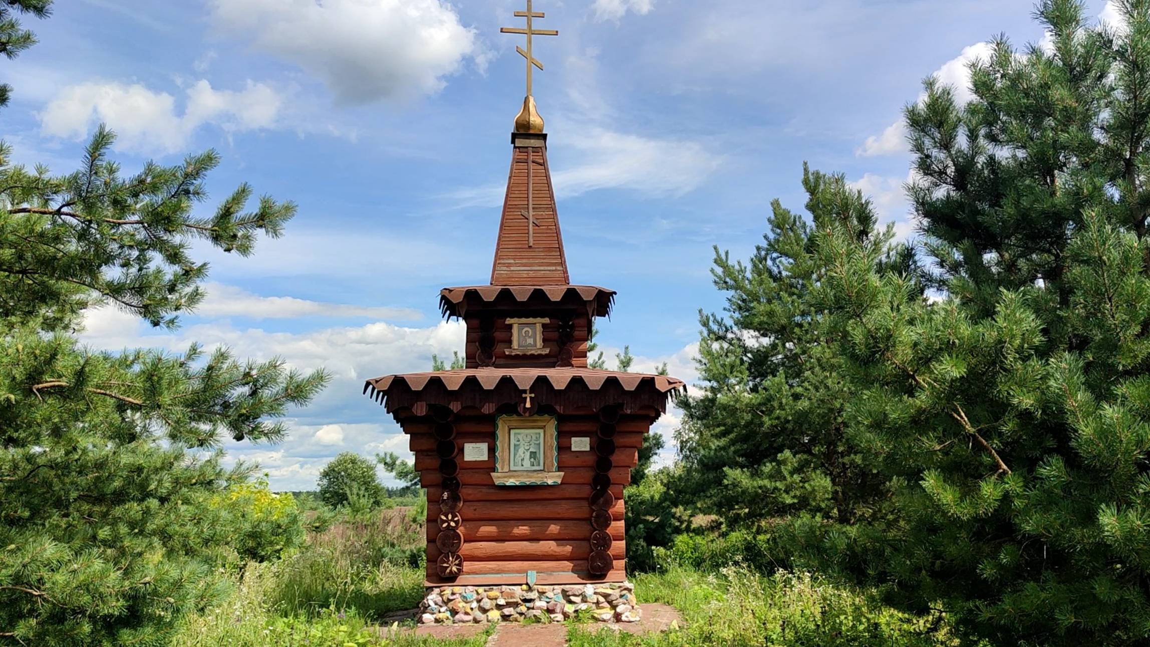 Часовня Николая Чудотворца в Давыдове.