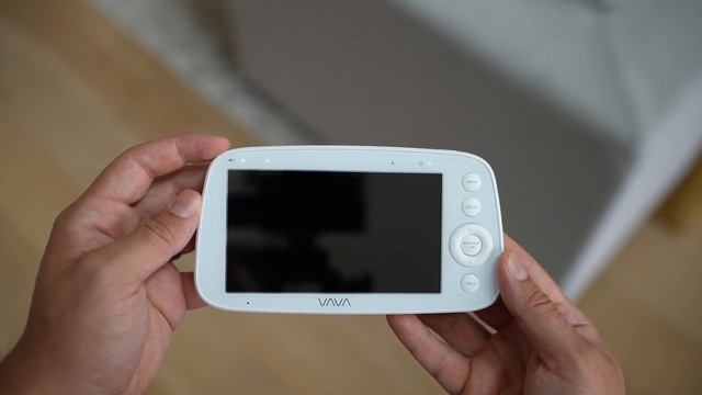 Vava Baby Monitor Review – Non-Wifi Split-Screen Baby Camera