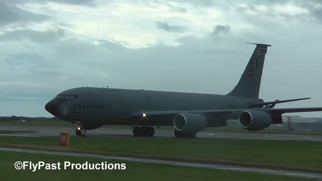USAF KC135 arriving at RAF Leuchars Airshow 2010