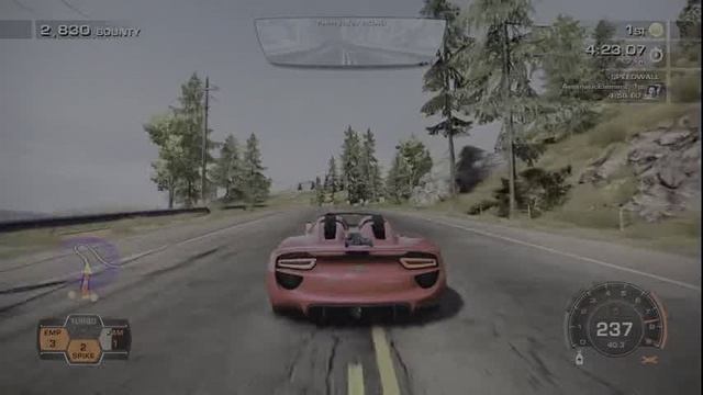 3 🏁 Bugatti Veyron против полиции: мощь в Need for Speed: Hot Pursuit на PS5!