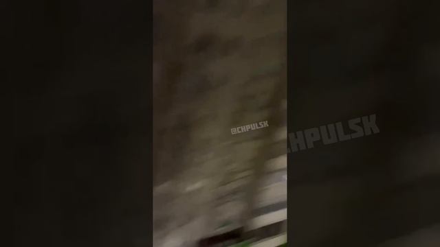 Ночью из-за пожара в квартире на Отрадной эвакуировали девять человек. Пострадавших нет.