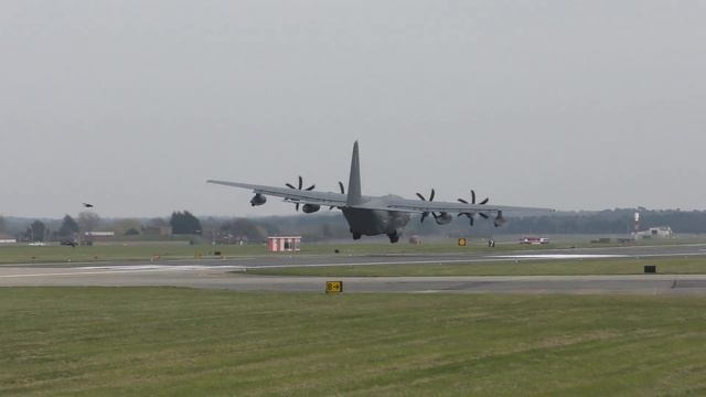 good USAF MC130  35778 lands full stop   RAF Mildenhall 6apr18 251p