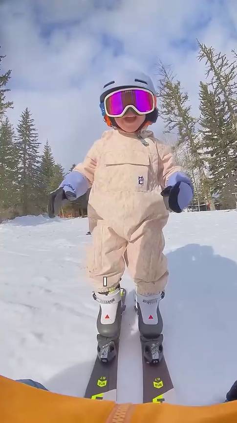 Катаемся на лыжах