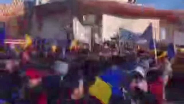 Румыния_ Порядка 100 000 протестующих против отмены результатов выборов