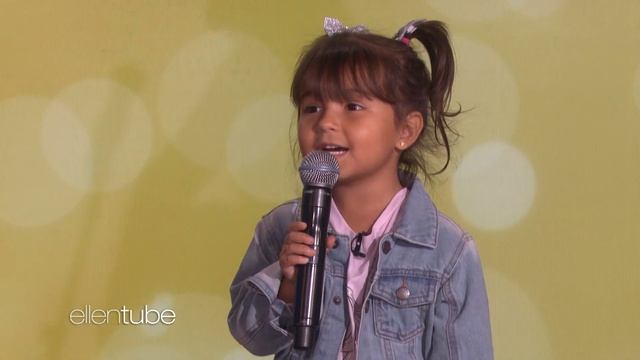 Adorable Father-Daughter Duo Sings ‘Señorita’