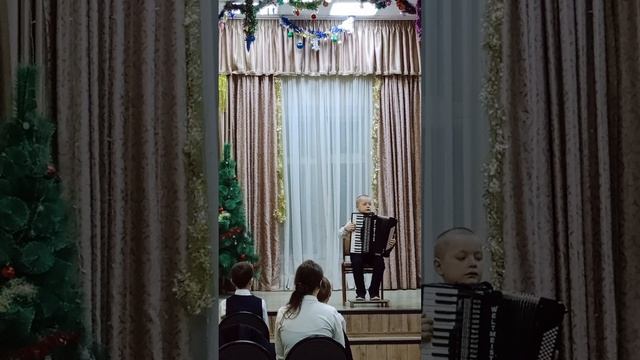 новогоднее выступление