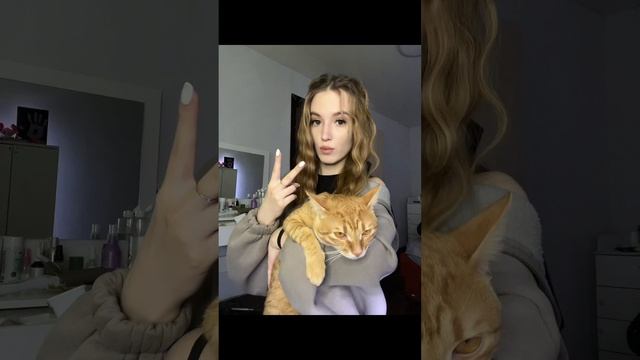 Сидим с бобром за столом💃🏻