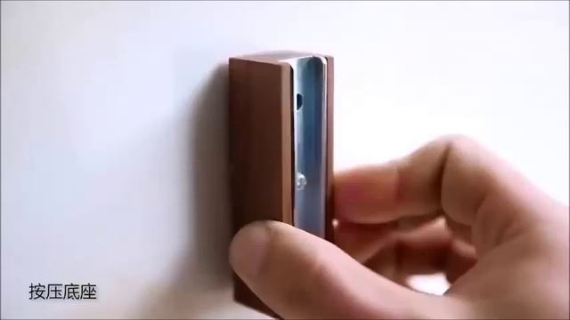 Скандинавская настенная ваза.