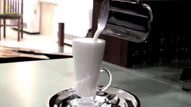 Latte Macchiato a la Hotel Kelep