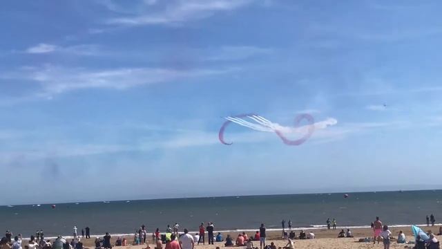 RAF Red Arrows Infinity Break - Swansea 2017