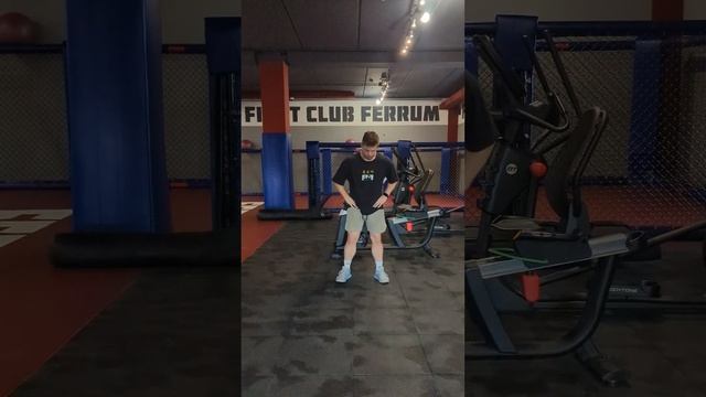 Вертикальные прыжки без рук с контр-движением#спорт #kg #fitness #офп #прыжки #здоровье #плиометрика