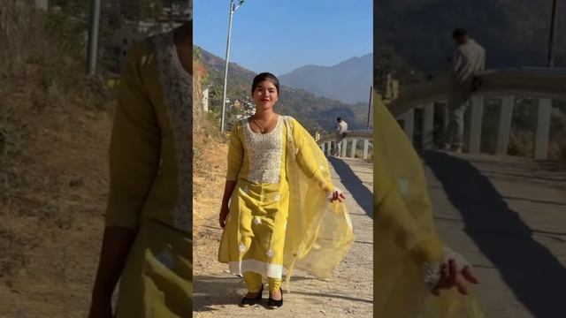 Hot Dance By Young Girl