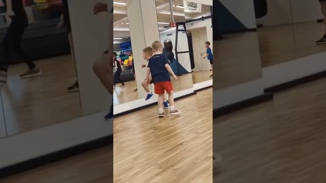 Малыши на ОФП