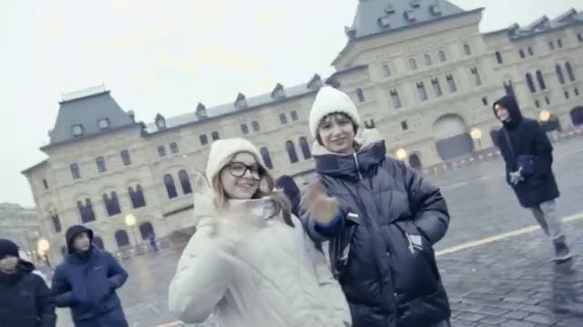 🎄 Около 400 школьников ДНР побывали в новогоднем путешествии в Москве ❤️
Порядка 400 школьников До