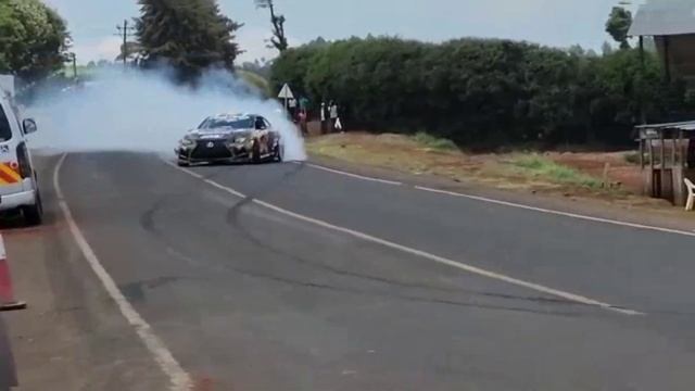 RED BULL'S AHMAD DAHAH DRIFTS AROUND A TEA FARM IN KENYA🇰🇪 #redbull #redbullracing #ahmaddaham#keny