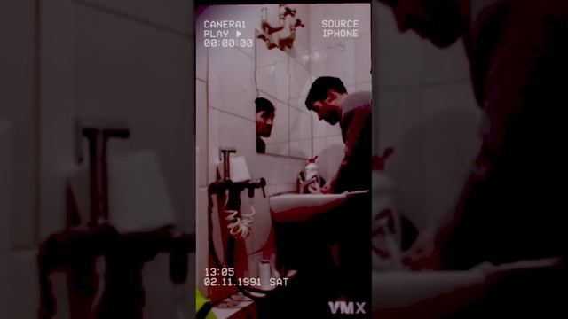 ужастик. он смотри на меня.mp4