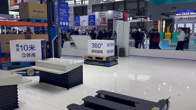 CeMAT Asia 2024. Семейство роботов для перевозки паллет