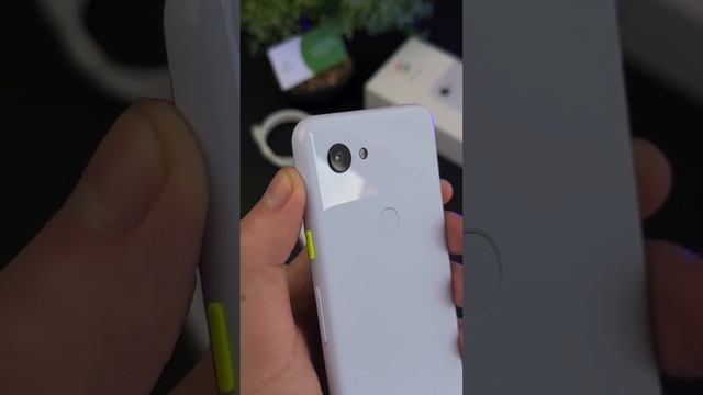 Распаковка Google Pixel 3a