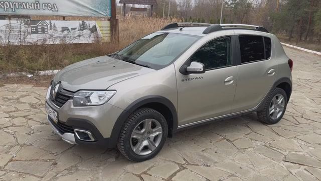 Renault Sandero Stepway 2021 1,6 МКПП максимальная комплектация