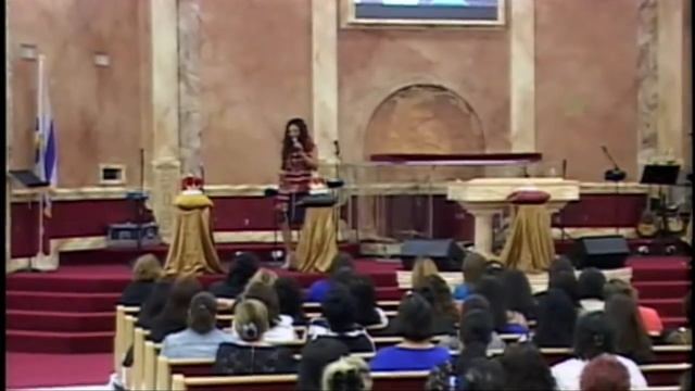 DIANA MENDIOLA - QUE AMOR TAN GRANDE (EZEQUIEL 16 - 5)