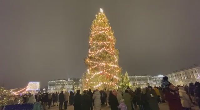 Красавица Ёлочка на Дворцовой площади 💥НОВОГОДНИЙ Санкт-Петербург 2025 .